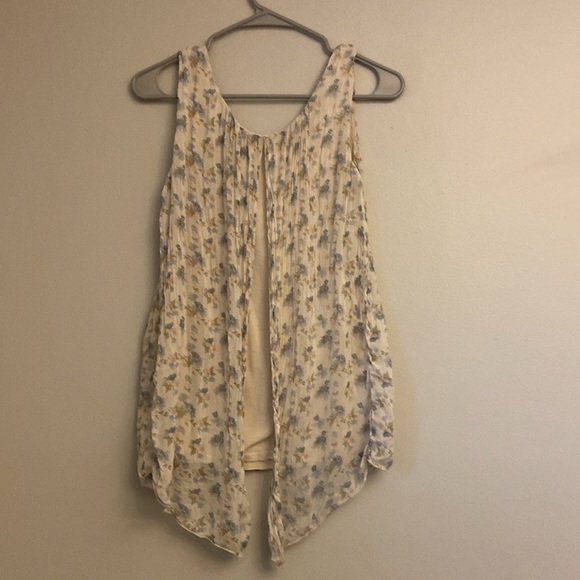 ⭐️Bellambia Floral 100% Lined Silk Overlay Sleeveless Blouse Size M - Picture 2 of 10
